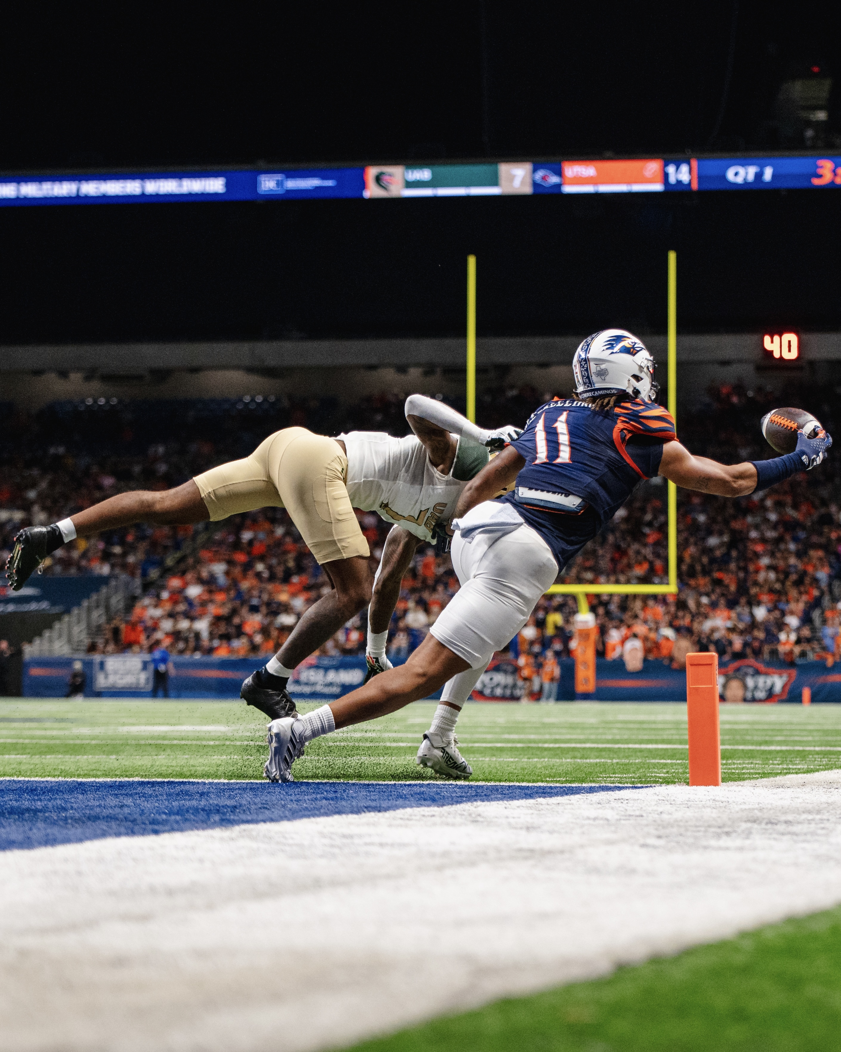 UTSA Roadrunners end zone football editorial photography San Antonio